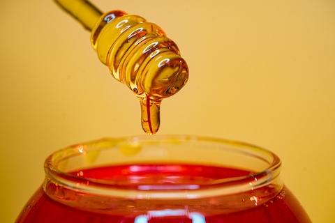 https://shp.aradbranding.com/قیمت خرید عسل گون وحشی عمده به صرفه و ارزان