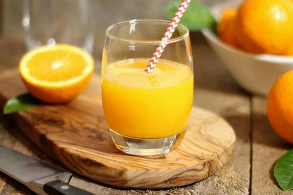 خرید آب پرتقال طبیعی + قیمت فروش استثنایی