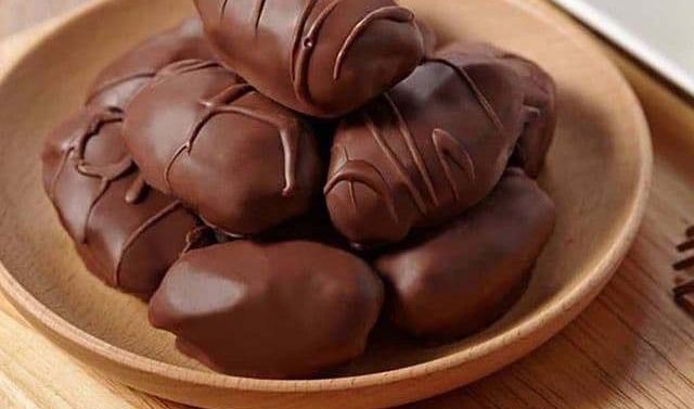 https://shp.aradbranding.com/خرید و فروش شکلات خرمایی خانگی با شرایط فوق العاده