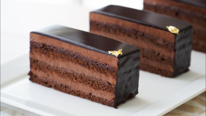 https://shp.aradbranding.com/خرید و فروش کیک لایه ای شکلاتی با شرایط فوق العاده