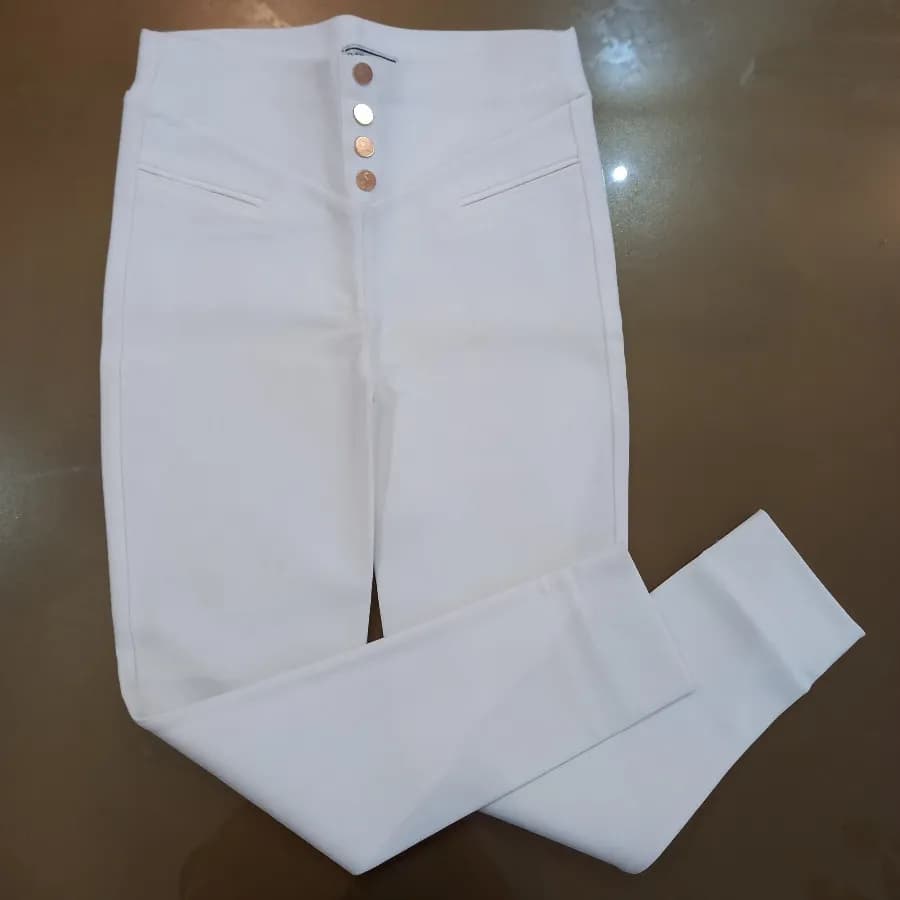 https://shp.aradbranding.com/قیمت خرید شلوار لگ براق سفید عمده به صرفه و ارزان