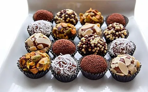 https://shp.aradbranding.com/قیمت خرما شکلاتی بوشهر با کیفیت ارزان + خرید عمده