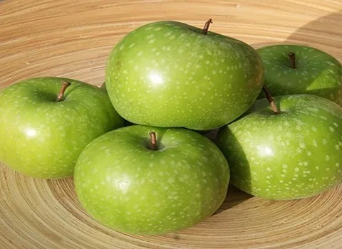 قیمت خرید  سیب ترش در رشت + فروش ویژه