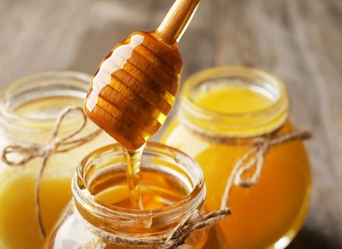 خرید عسل طبیعی در یزد + قیمت فروش استثنایی