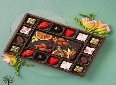 https://shp.aradbranding.com/قیمت خرید جعبه شکلات دست ساز + فروش ویژه