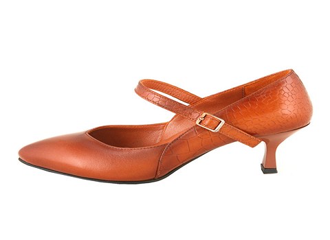 قیمت خرید کفش زنانه چرم پاشنه دار با فروش عمده