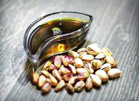 خرید و قیمت روغن پسته اصل + فروش عمده