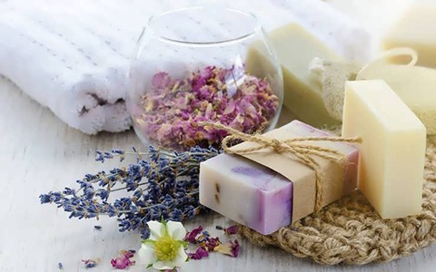 خرید صابون طبیعی برای مو + قیمت فروش استثنایی