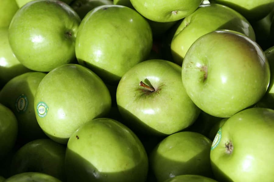 فروش سیب سبز شمال + قیمت خرید به صرفه