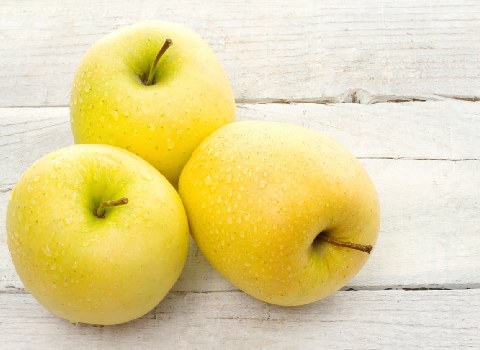 قیمت سیب درختی زرد + خرید باور نکردنی