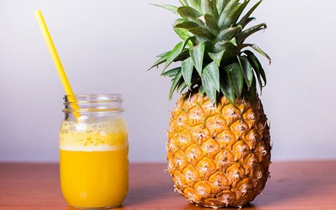 فروش آبمیوه آناناس و نارگیل + قیمت خرید به صرفه