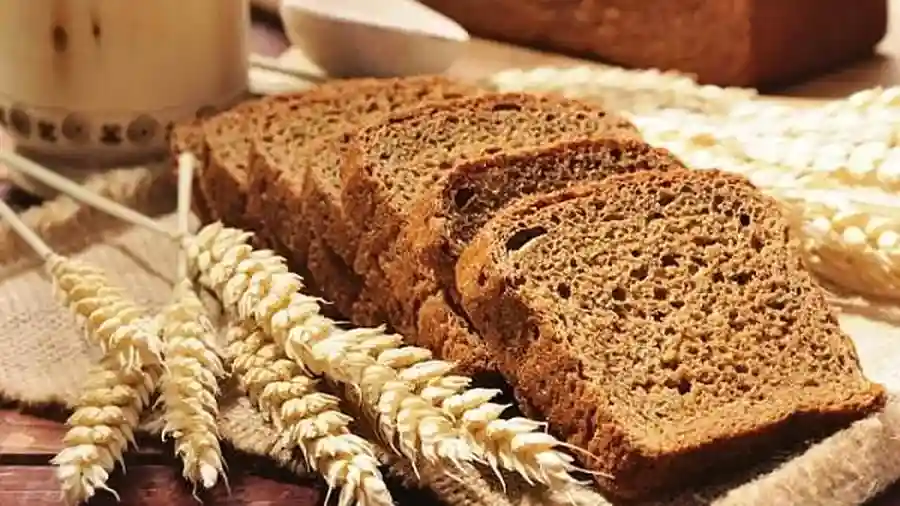 خرید نان سوخاری رژیمی سیاه + قیمت فروش استثنایی