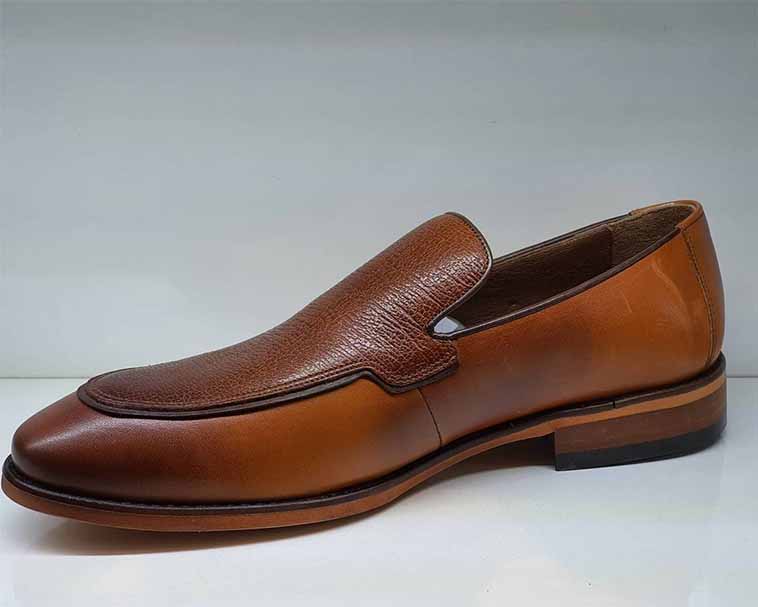 خرید و فروش کفش چرم طبیعی دست دوز مردانه با شرایط فوق العاده