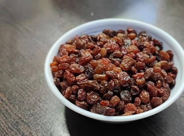 راهنمای خرید کشمش آفتابی صادراتی + قیمت عالی