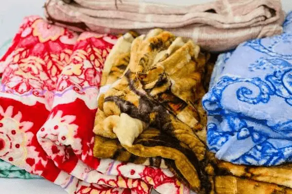 راهنمای خرید پتو دولایه برجسته + قیمت عالی
