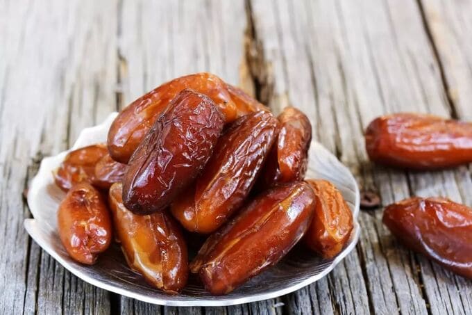 خرید خرما رطب عسلی + قیمت فروش استثنایی