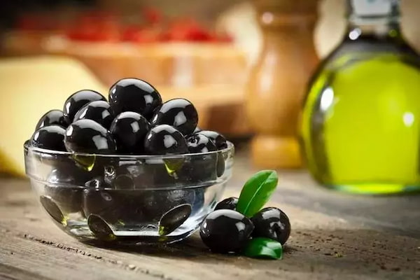 فروش روغن زیتون سیاه + قیمت خرید به صرفه