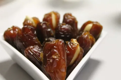قیمت خرید رطب مضافتی 500 گرم دیماس با فروش عمده