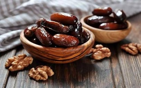 قیمت خرما پیارم درجه یک با کیفیت ارزان + خرید عمده