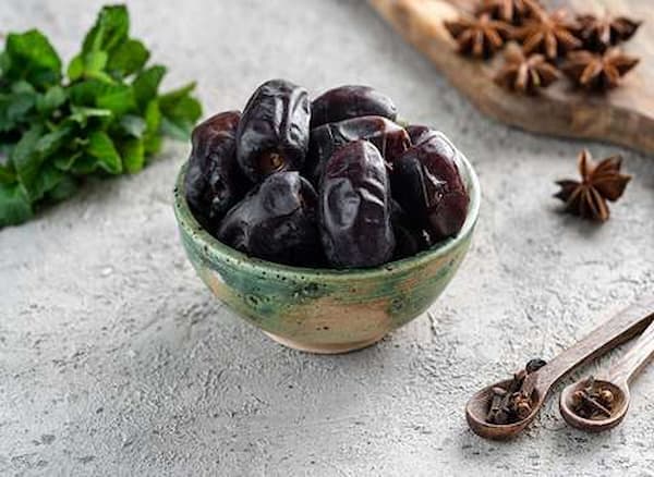 قیمت خرما مضافتی درجه یک با کیفیت ارزان + خرید عمده