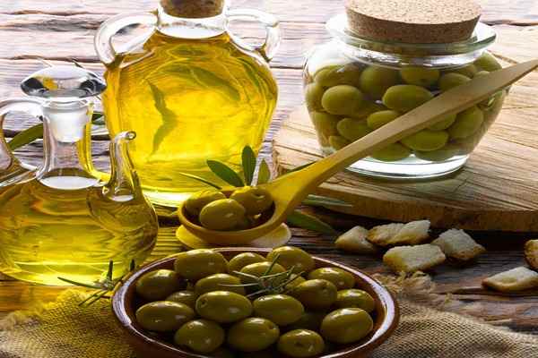 خرید روغن زیتون شیشه + قیمت فروش استثنایی