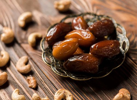 قیمت خرما کبکاب عسلی با کیفیت ارزان + خرید عمده