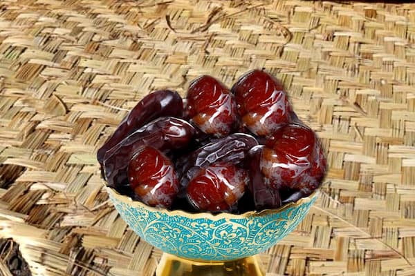 قیمت خرما پیارم گردویی با کیفیت ارزان + خرید عمده
