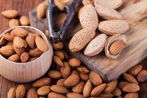 قیمت خرید بادام سنگی عمده با فروش عمده