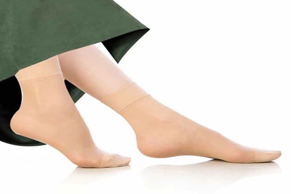 قیمت جوراب پارازین رنگ پا + خرید باور نکردنی