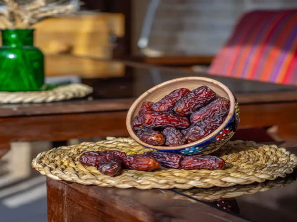 قیمت خرید خرما پیارم درجه ۱ با فروش عمده