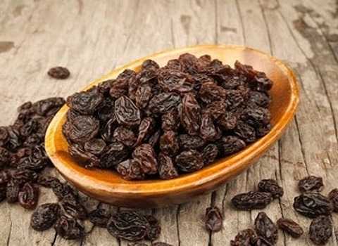 خرید و فروش کشمش انگور سیاه با شرایط فوق العاده