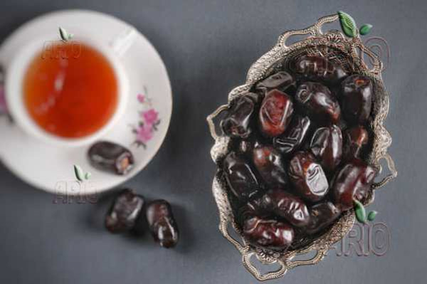 خرید و فروش خرما مضافتی بم درجه یک با شرایط فوق العاده