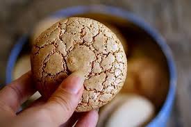خرید شیرینی گردویی اصل + قیمت فروش استثنایی