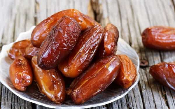 قیمت خرید خرما پیارم اعلا + فروش ویژه