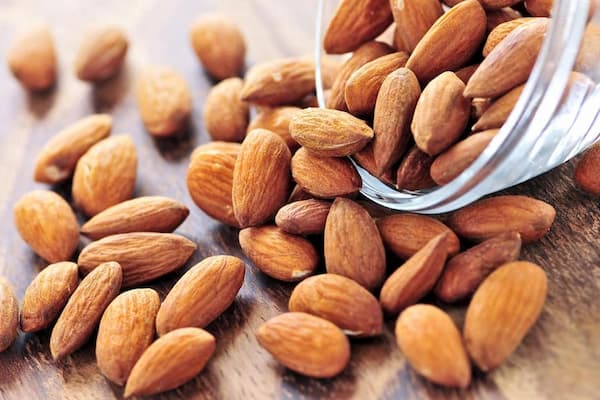 قیمت مغز بادام خام با کیفیت ارزان + خرید عمده