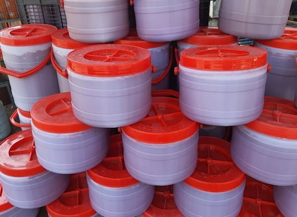 قیمت خرید رب گوجه ۱۰ کیلویی + فروش ویژه