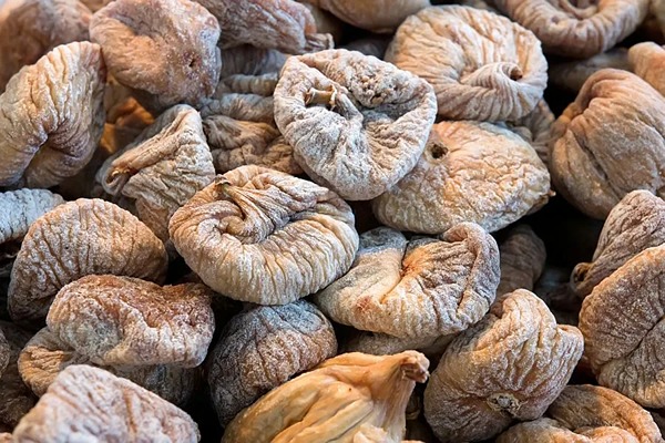 قیمت خرید انجیر خشک آردی استهبان عمده به صرفه و ارزان