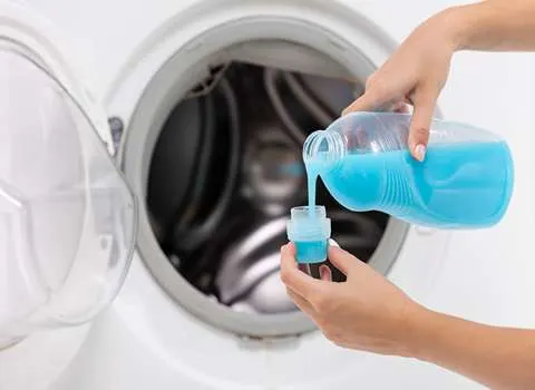 قیمت خرید مایع لباس شویی رنگی + فروش ویژه