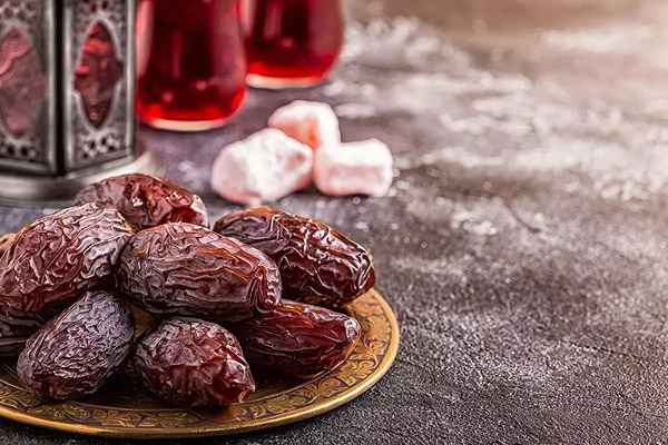 خرید خرمای کلوته بم + قیمت فروش استثنایی