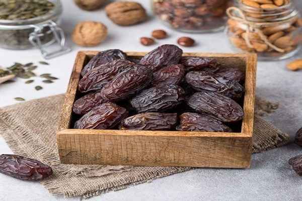 خرید خرمای مضافتی دهکده پانی + قیمت فروش استثنایی