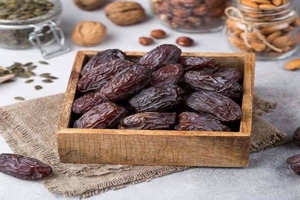 قیمت خرما پیارم تواضع + خرید باور نکردنی