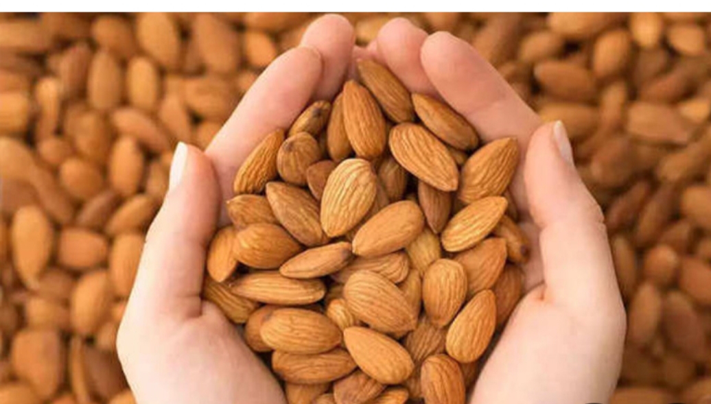 بادام‌ چهار محال‌ و بختیاری