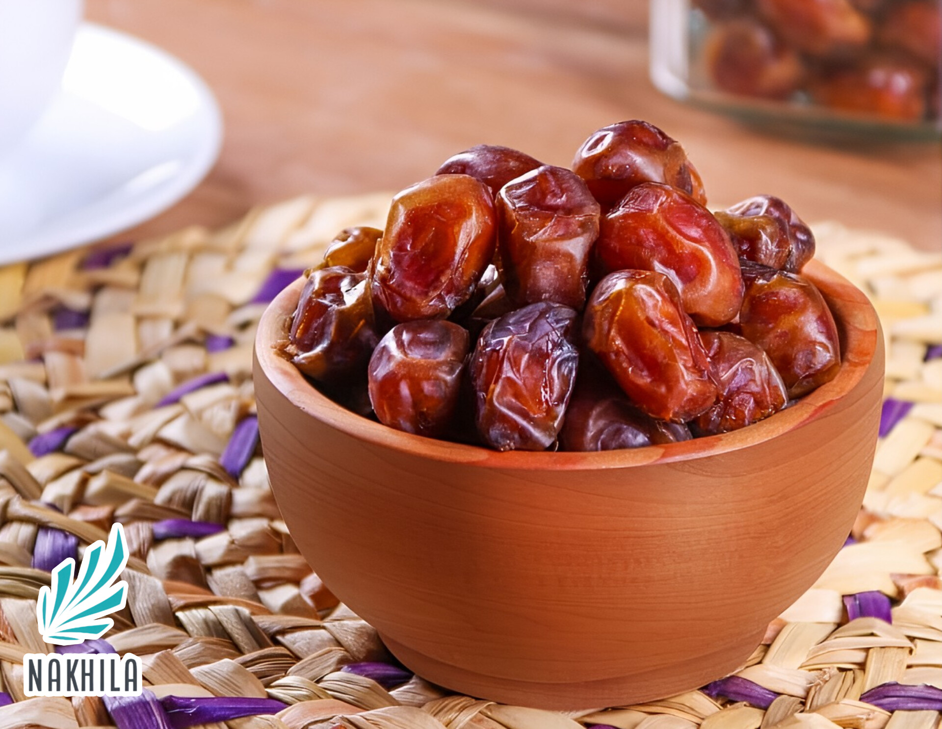 خرید خرما خاصویی نخیلا گوهری شیرین از دل نخلستان