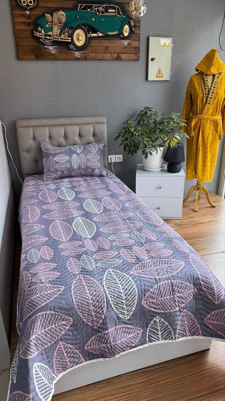 تصویر 4 از روتختی گلدوزی شده چهارفصل مناسب استفاده روزانه