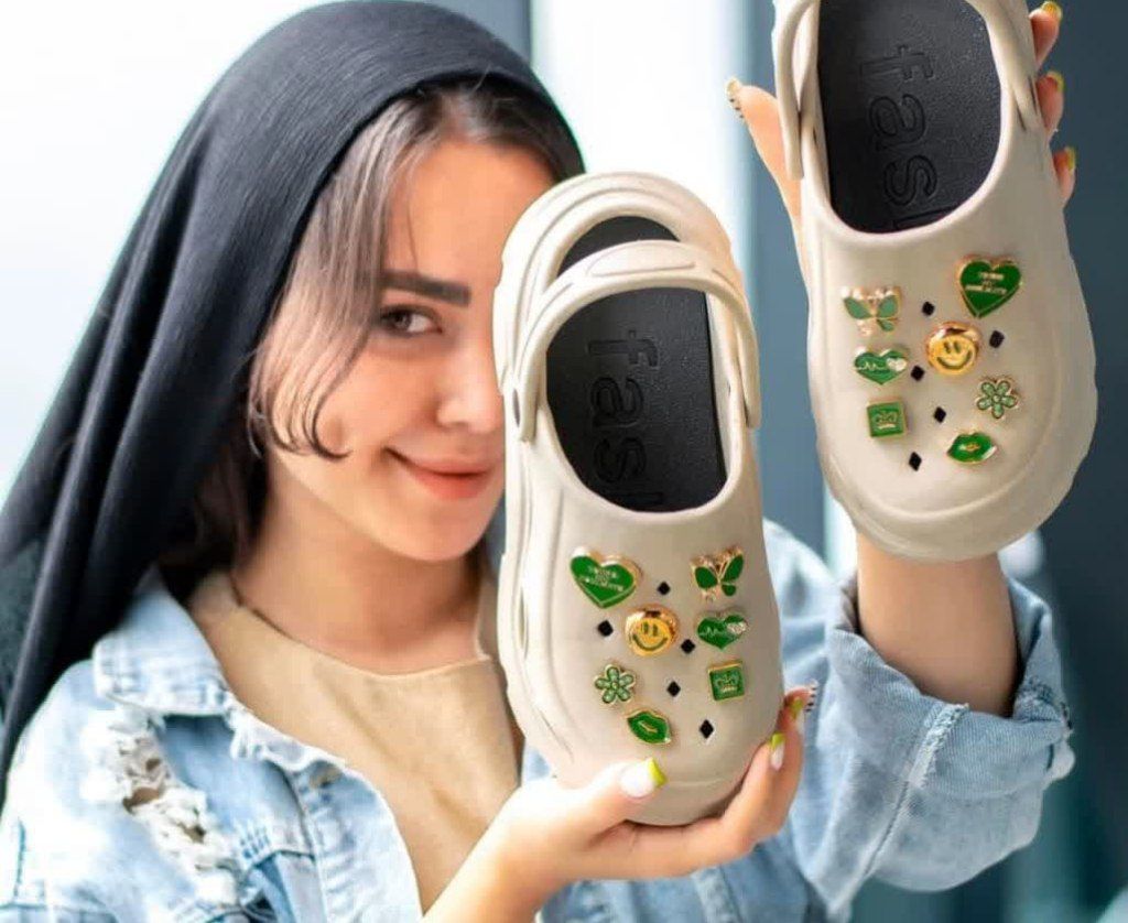 فروش عمده دمپایی زنانه مدل کراکس پگاه | EVA سبک و مناسب ساحل و تابستان