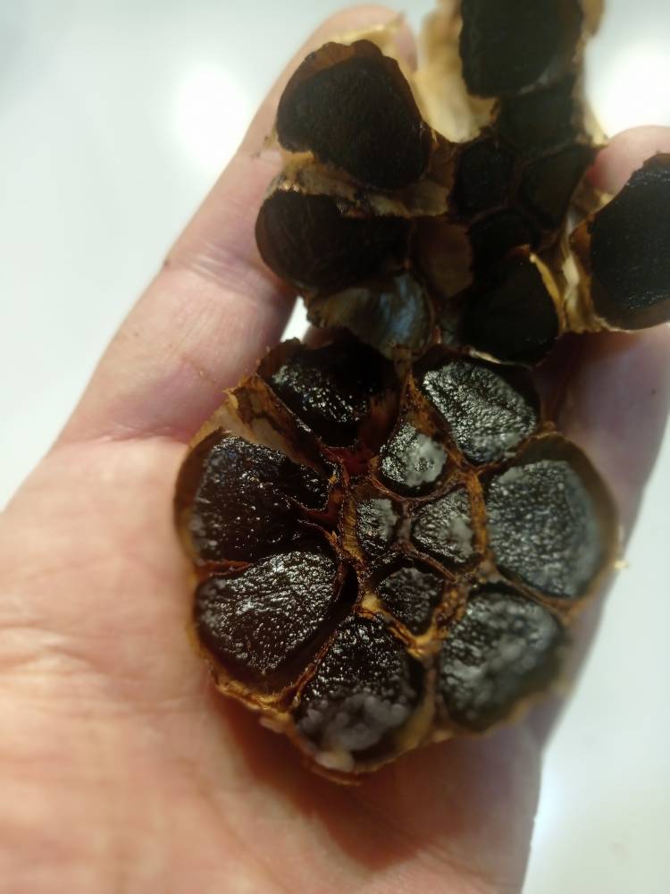 سیر سیاه سوپر بار