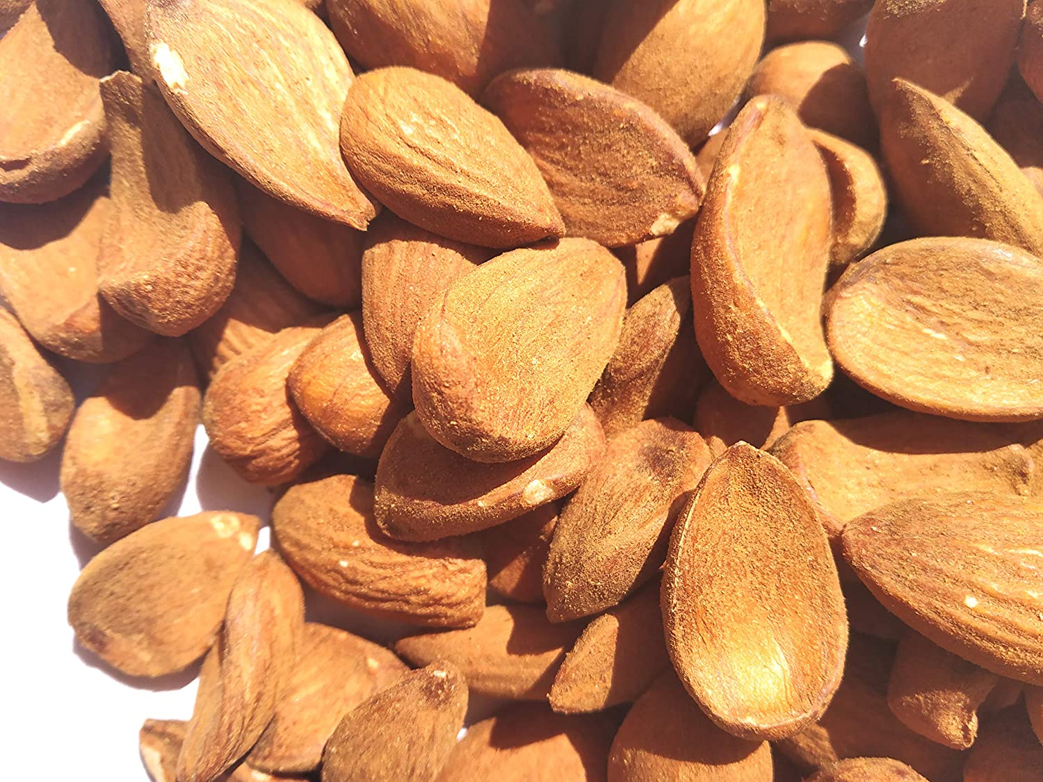 فروش بادام سنگی بی نمک + خرید به صرفه