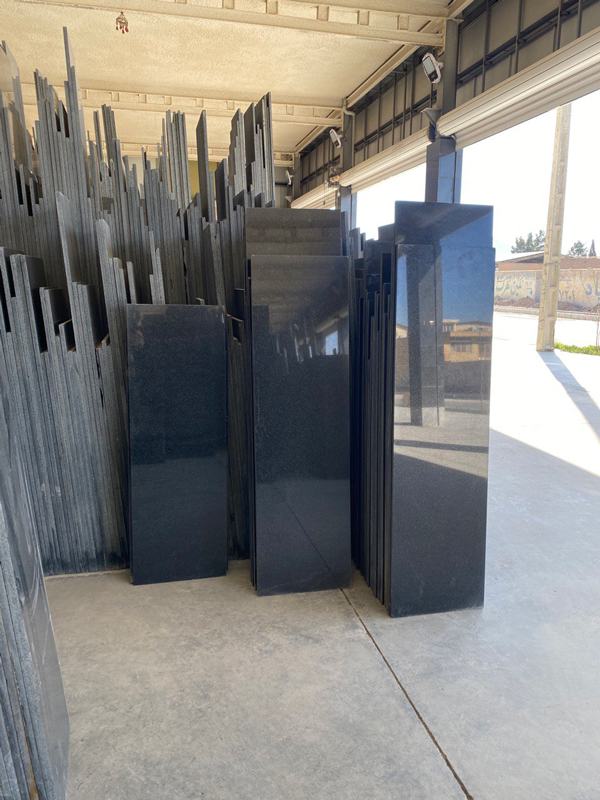 تصویر 4 از سنگ فیروزه صورتی با بافت منحصر به فرد و ظریف