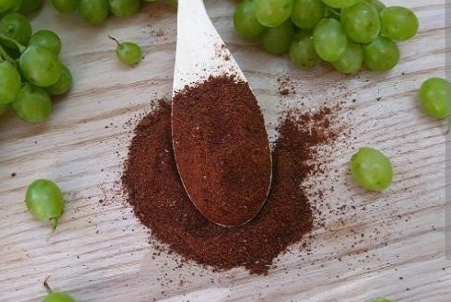 خرید غوره خشک هسته دار