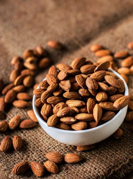 فروش ویژه بادام درختی